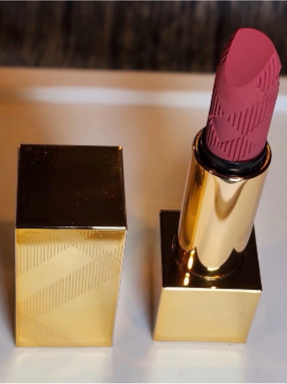Burberry ROSE CRUSH Matte Lipstick in Dusty Rose Pink